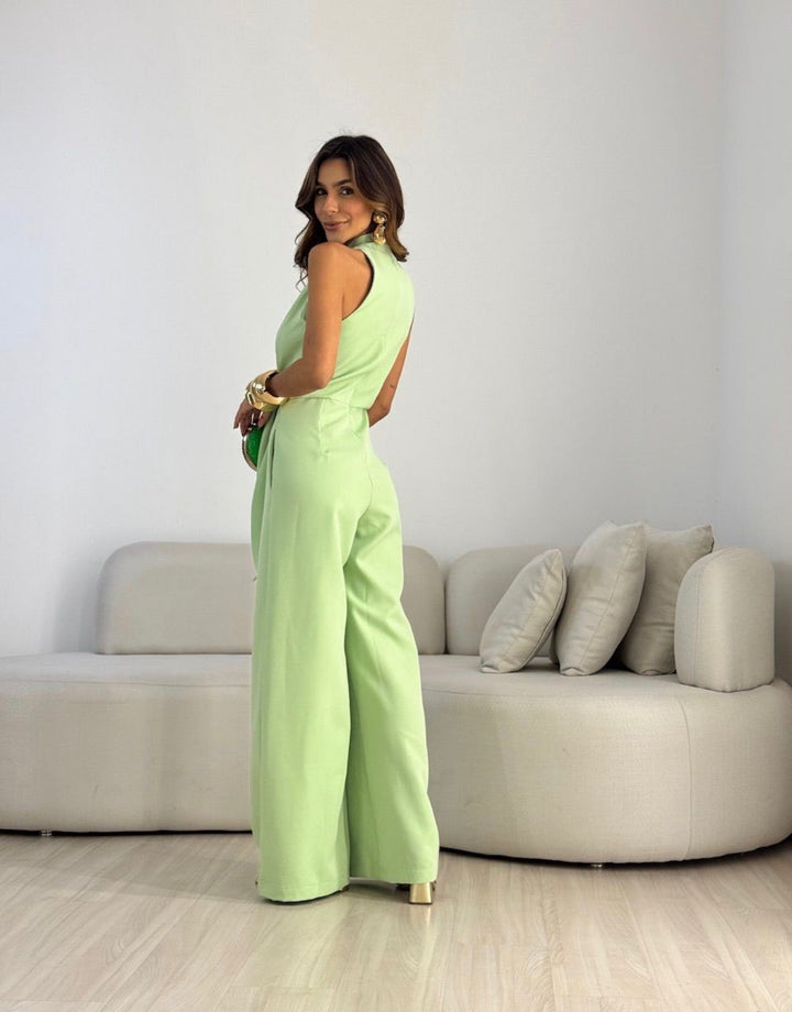 AMARA ESSENCE™ – Elegant Flow Jumpsuit