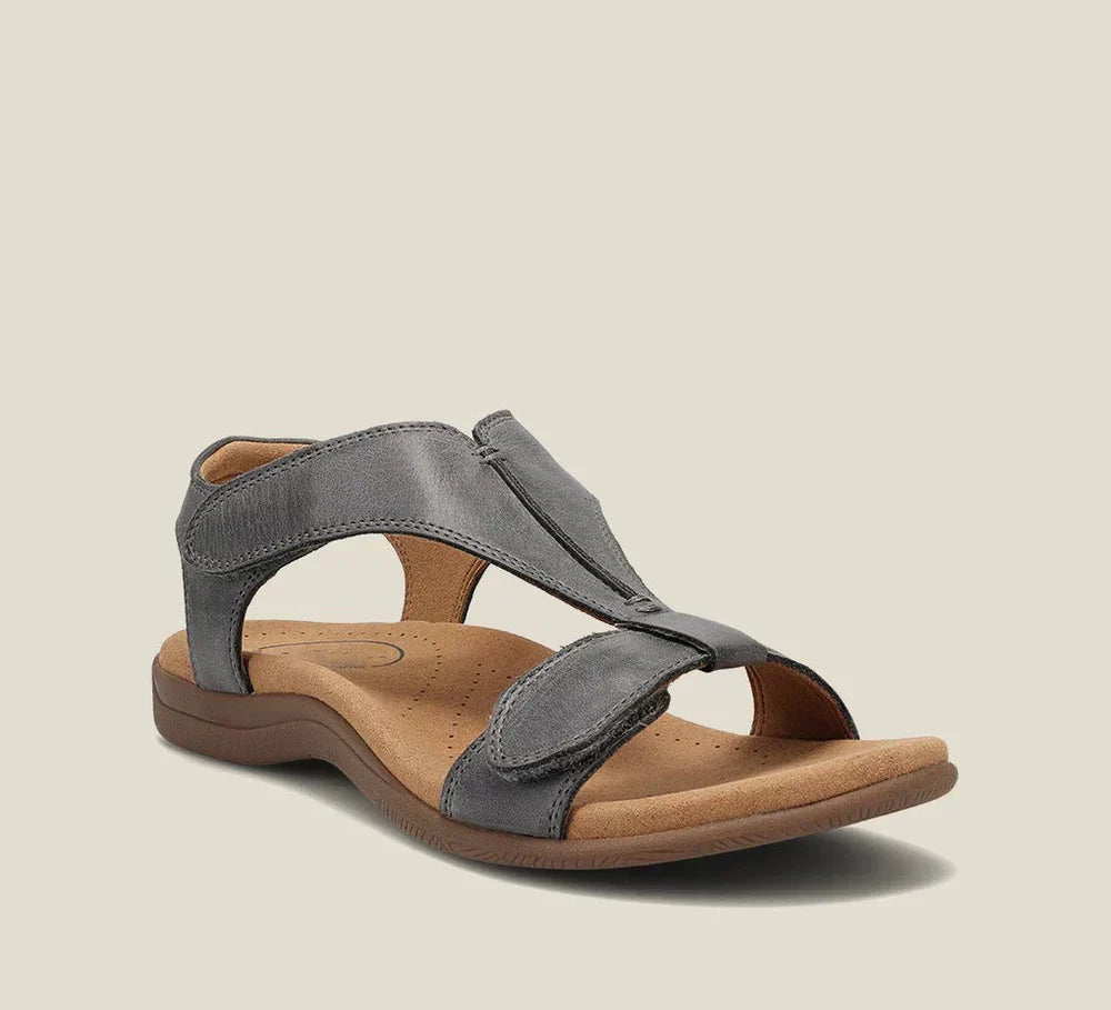 Lara | Comfortable sandals with adjustable closure