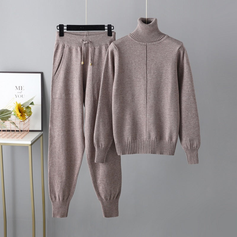 Avril™ | Elegant and Comfortable Rolled Collar Set