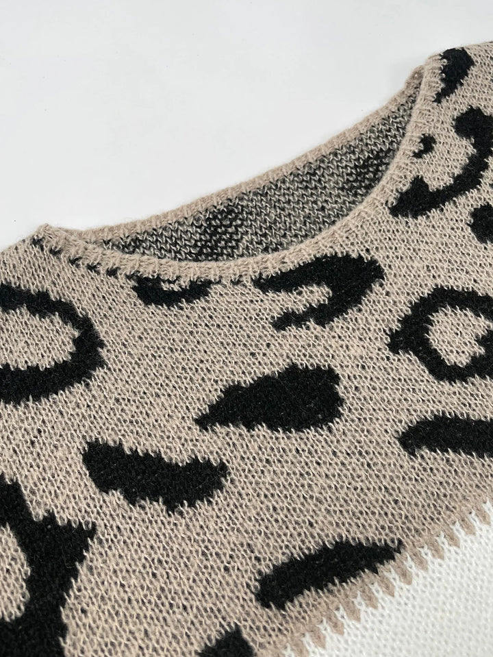 Lela™ | Elegant Leopard Print Sweater