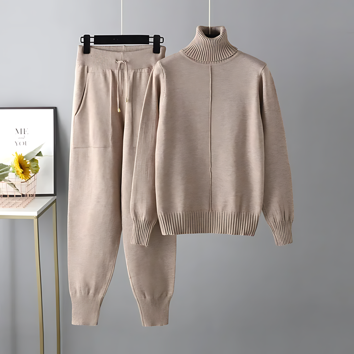 Avril™ | Elegant and Comfortable Rolled Collar Set